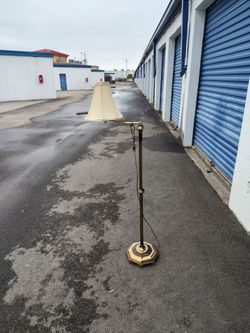 Floor lamp