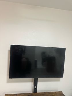 VIZIO Smart Flat Screen TV 50 in