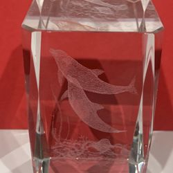 3D Crystal Dolphin Paperweight 