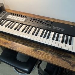 Notation Launchkey 49 MK3 Controller