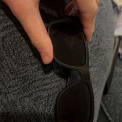 Men’s burberry sunglasses 