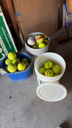 Free Softball balls 11 & 12in (PENDING)