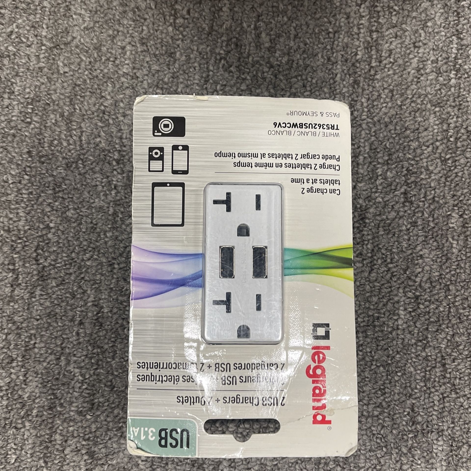 Legrand 3.1Amp Outlet With USB Charging Ports