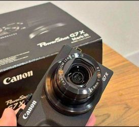 Canon g7x mark III camera