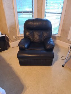 Black Leather Reclining Chair