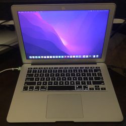MacBook Air 13” Intel Core i5 8gb RAM 128gb Storage