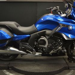 BMW K1600B 13K Miles