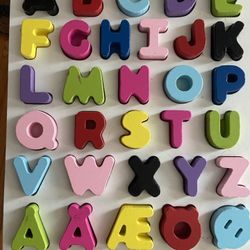 Swedish/Danish Wood Letter Puzzle 