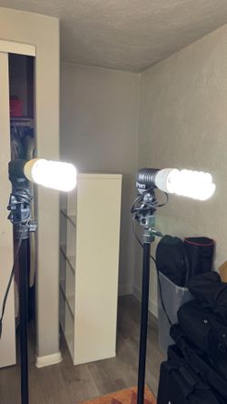 Lightning Kit - 2 light 2 tripod