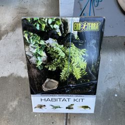 ExoTerra Rain Forest Habitat Kit Unopened
