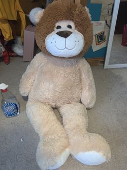 HugFun big stuffed lion