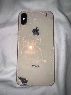 3 IPHONES FOR PARTS