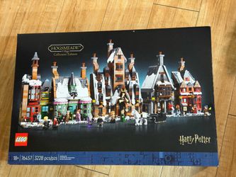 Harry Potter Hogsmeade Village Collectors Edition LEGO