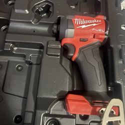 M18 Milwaukee impact