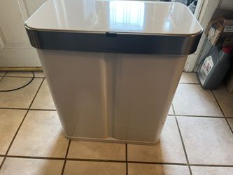 Simple Human Sensor Trash Can