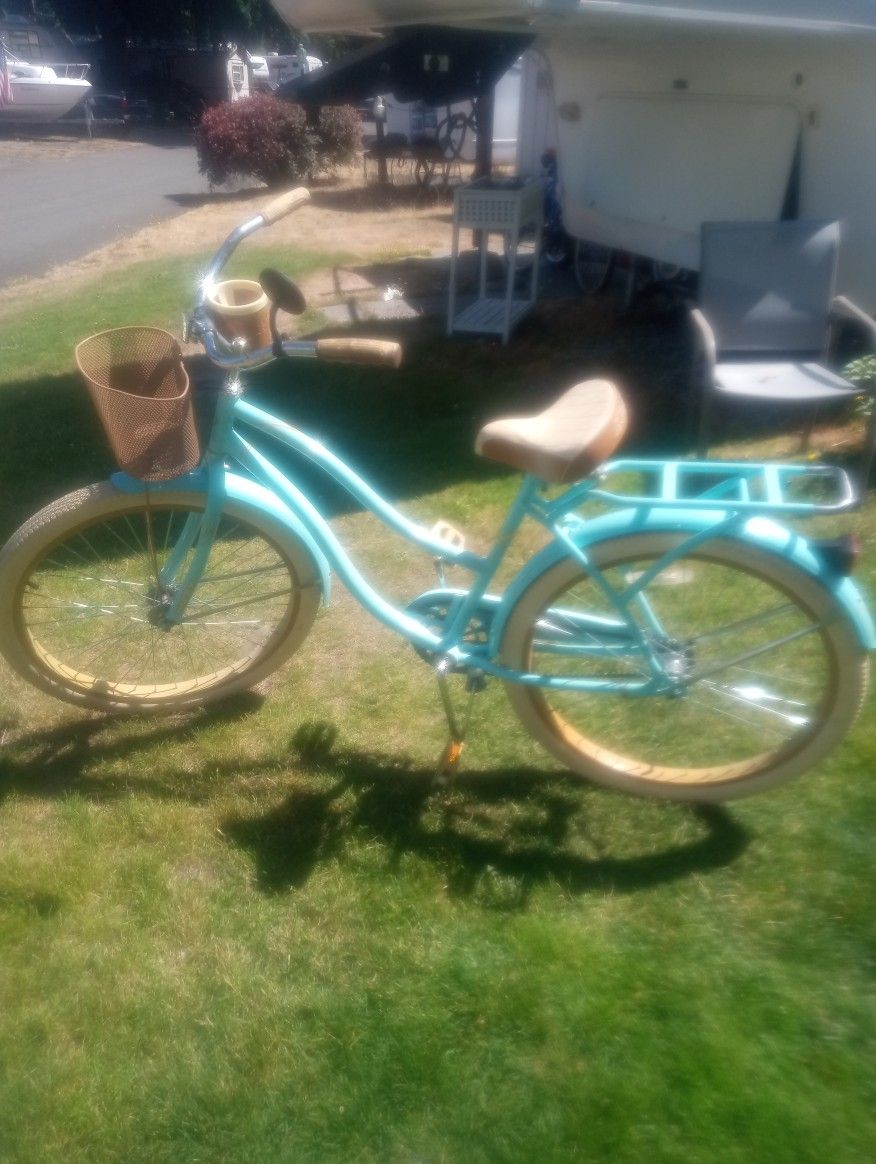 Beach Cruiser Bike
