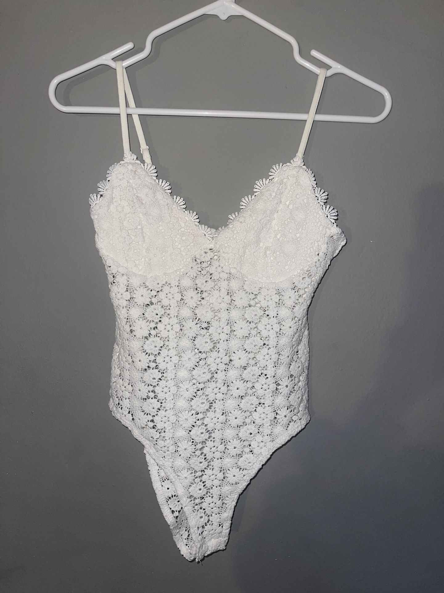 H&M White Crochet Bodysuit - Small, NWT!