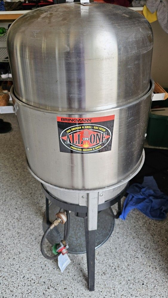 Brinkmann Smoker Grill Fryer All In One