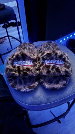 Balenciaga slides cheetah print