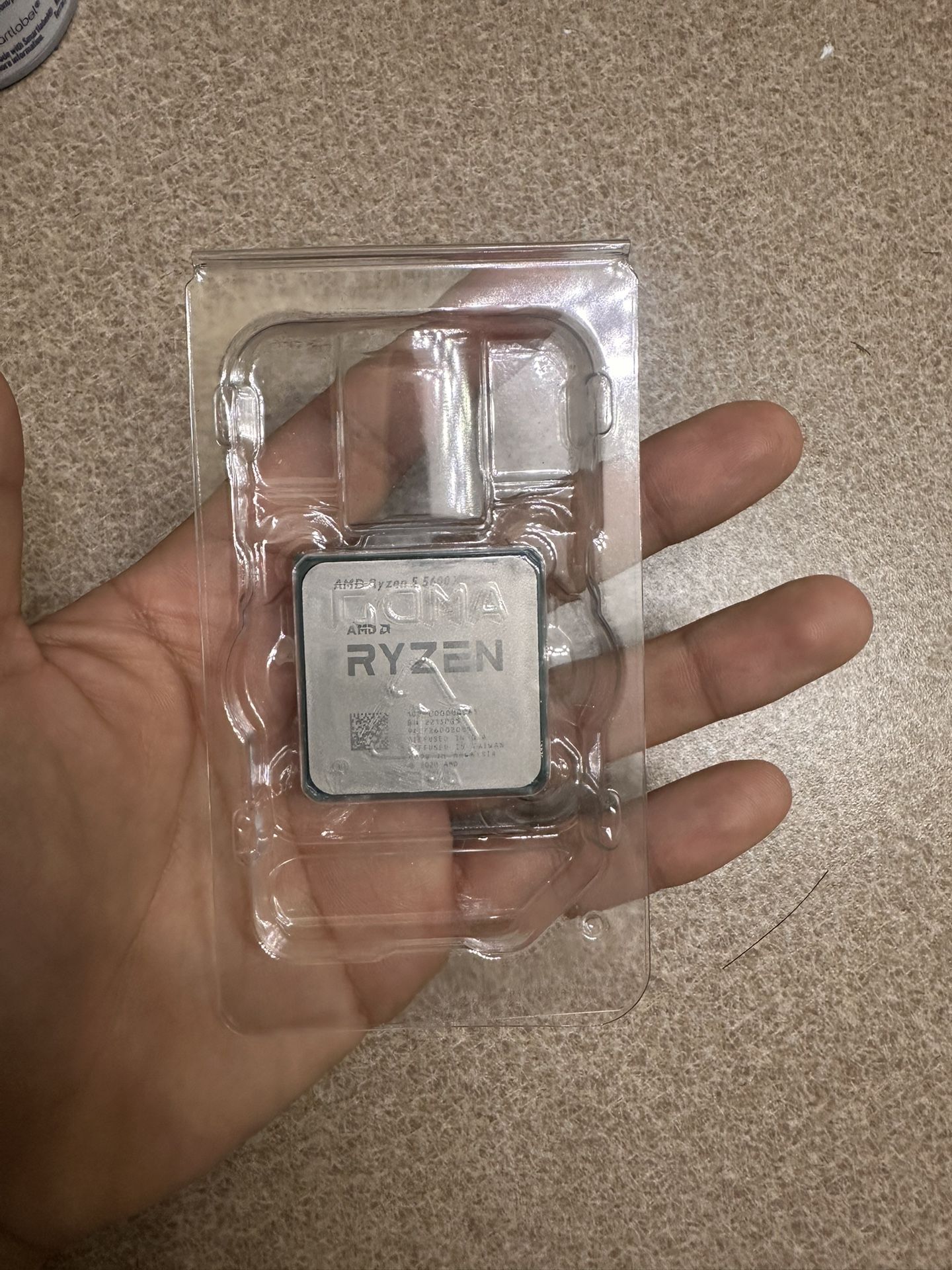 AMD RYZEN 5 5600x