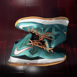Nike LeBron 10 ‘Miami Dolphins’ (Used) Size 13