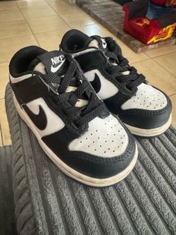 Toddler Nike dunks