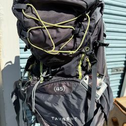 Hiking backpack 