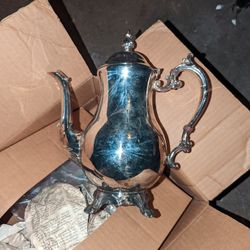 SET THE PERFECT XMAS TABLE 