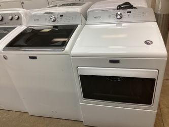 Maytag Top Load Washer and Electric Dryer Set