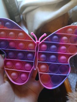 Bitterfly poppit