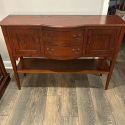 Buffet/ Sidebar