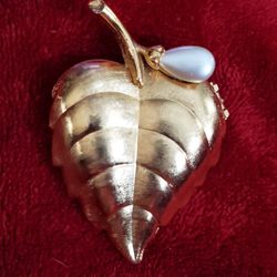 Vintage 1960s Avon Gold Tone Leaf With Faux Pearl Brooch And Perfume Compartment