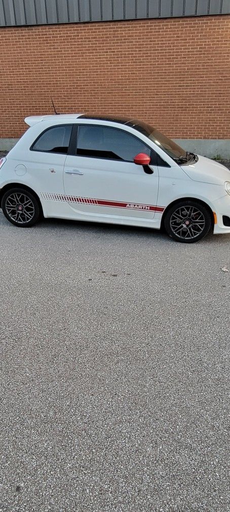 2015 Fiat Abarth
