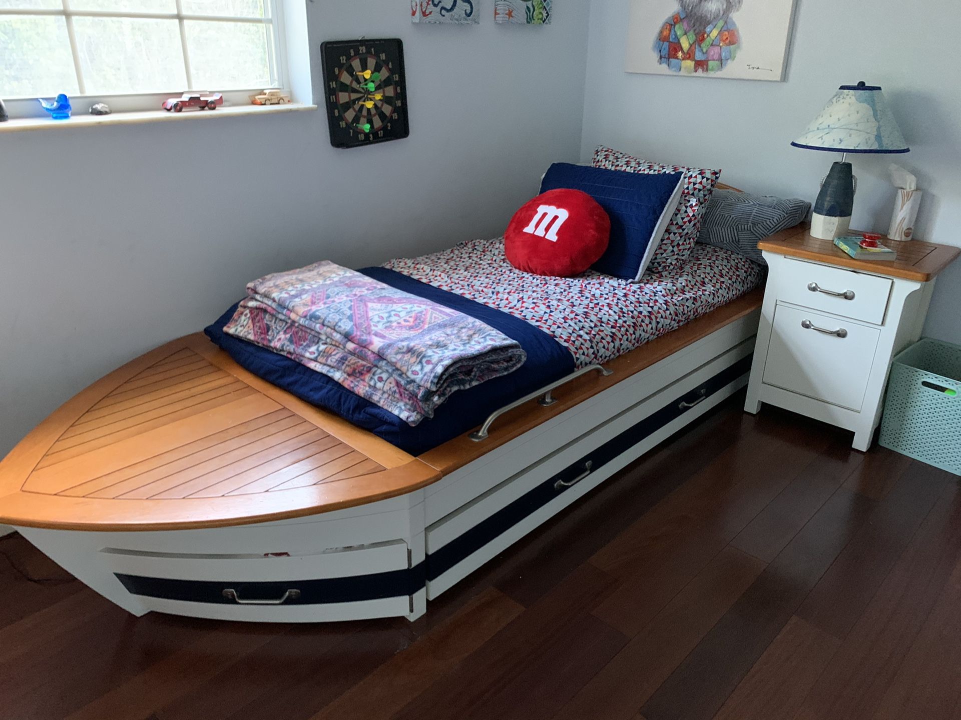 Pottery Barn Nautical Bedroom Set. Boat bed!!