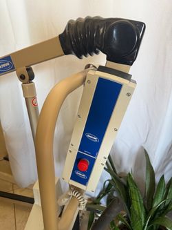 Invacare Reliant 450 Electric Patient Lift / Hoyer Lift w/ Slings