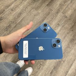 Apple iPhone 13 Mini Unlocked ($40 DOWN NO INTEREST FINANCING AVAILABLE)