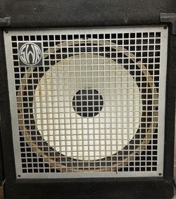SWR LA15 Bass Amp