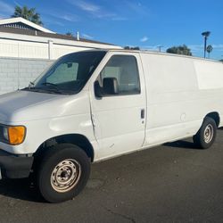 2003 Ford E-150