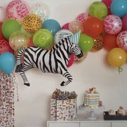 Baby Shower/ Birthday Party Decor: Safari Style Balloons 