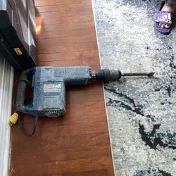 Bosch Demolition Chipping Hammer