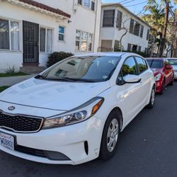 2017 Kia Forte 5 Lx 
