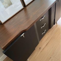 Dresser, Cabinet 