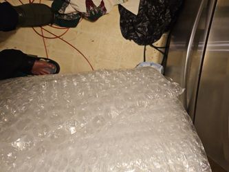 Big roll of packing bubbles