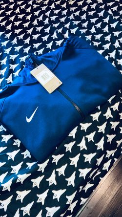 NIKE WOMENS ACTIVE SWEATSHIRT SIZE XXL