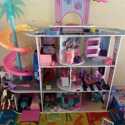 Barbie Dollhouse
