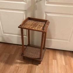 Accent Table 