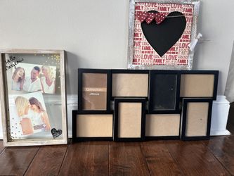 Brand New 3 Piece Photo Set- West Chester