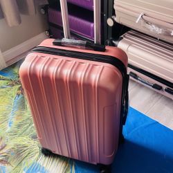 🌸 BRAND NEW 24” ROSE PINK LUGGAGE — ONLY $25!  📍 Pickup: Near IKEA / S. Durango & 215  🔥 LOWEST PRICE OF THE YEAR — $25 FIRM!  Beautiful 24” medium