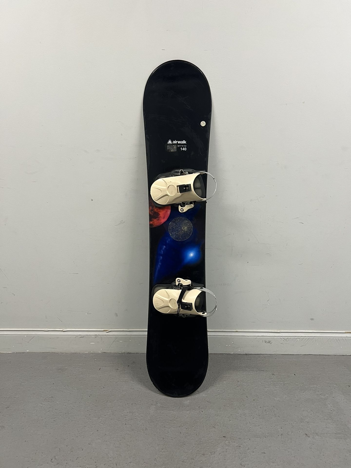 AirWalk Galaxy 140 Snowboard with Bindings (Good condition) PICK UP IN CORNELIUS
