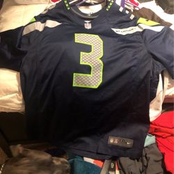 Seahawks Jersey XXL,  Plus 3 New Era Hats Fittedo Size 7 1/2 7 5/8